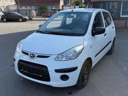 Weiß Gebraucht 2009 Hyundai i10 Edition+ Kleinwagen | 3.400 € (Fairer Preis)