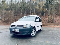 Weiß Gebraucht 2014 VW Caddy Trendline Van / Kleinbus | 7.400 € (Guter Preis)