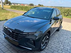 Grau Gebraucht 2023 Hyundai Tucson SUV | 28.900 € (Guter Preis)