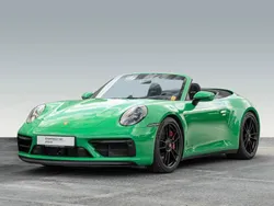 Pythongrün Gebraucht 2023 Porsche 911 Carrera 4 GTS Cabrio | 169.900 € (Fairer Preis)