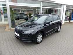 Schwarz Gebraucht 2022 Skoda Karoq SportLine SUV | 29.490 € (Etwas zu teuer)