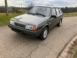 Grau Gebraucht 1991 Lada Samara Kleinwagen | 6.999 €