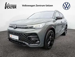 Cipressino grün Gebraucht 2024 VW Tiguan R-line SUV | 47.977 €