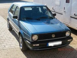 Blau Gebraucht 1989 VW Golf II Limousine | 12.000 €