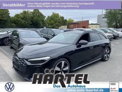 Mythosschwarz (black), metallic Gebraucht 2025 Audi A5 S-Line Coupé | 47.900 € (Superpreis)