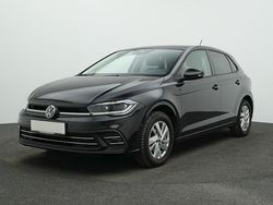 Deep black perleffekt Gebraucht 2024 VW Polo Style Limousine | 20.450 € (Fairer Preis)