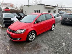 Rot Gebraucht 2011 VW Golf Plus Cross Style Van / Kleinbus | 3.990 € (Fairer Preis)