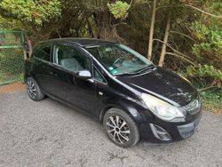 Schwarz Gebraucht 2011 Opel Corsa Edition Kleinwagen | 3.499 € (Fairer Preis)