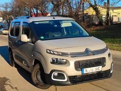 Beige Gebraucht 2019 Citroën Berlingo Feel Van / Kleinbus | 15.900 € (Fairer Preis)