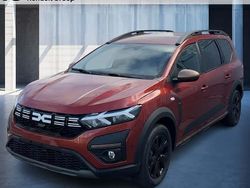 Braun Gebraucht 2025 Dacia Jogger Extreme Van / Kleinbus | 20.990 € (Guter Preis)