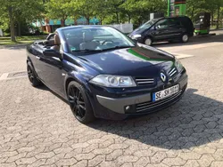 Blau Gebraucht 2007 Renault Mégane Cabriolet Privilege Cabrio | 4.490 € (Teuer)