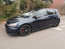 Blau Gebraucht 2016 VW Golf GTI Limousine | 16.399 € (Guter Preis)