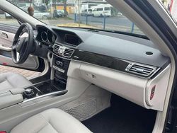 Schwarz Gebraucht 2013 Mercedes E220 Limousine | 18.300 € (Teuer)