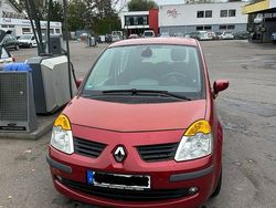 Rot Gebraucht 2005 Renault Modus Van / Kleinbus | 1.000 € (Superpreis)
