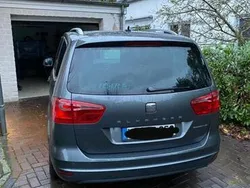 Grau Gebraucht 2014 Seat Alhambra Van / Kleinbus | 16.999 € (Teuer)
