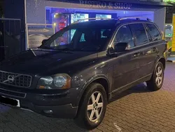 Grau Gebraucht 2010 Volvo XC90 Executive SUV | 11.450 € (Etwas zu teuer)
