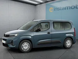 Grün Neu 2025 Opel Combo Van / Kleinbus | 23.199 € (Fairer Preis)