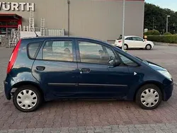 Blau Gebraucht 2005 Mitsubishi Colt Top Limousine | 1.800 € (Etwas zu teuer)
