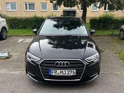 Schwarz Gebraucht 2016 Audi A3 Sportback Sport Kleinwagen | 11.900 € (Etwas zu teuer)