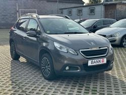 Gris platinium Gebraucht 2014 Peugeot 2008 SUV | 5.500 € (Fairer Preis)
