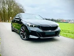 Black sapphire metallic Neu 2024 BMW 520 M Sport Limousine | 62.700 € (Guter Preis)