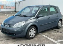 Grau Gebraucht 2006 Renault Scénic II Avantage Van / Kleinbus | 1.440 € (Guter Preis)