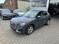 Grau Gebraucht 2018 Audi Q2 Sport SUV | 16.990 € (Fairer Preis)