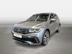 Grau Gebraucht 2022 VW Tiguan Allspace R-line SUV | 39.970 € (Fairer Preis)