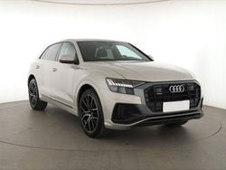Gelb Gebraucht 2023 Audi Q8 SUV | 75.208 € (Guter Preis)