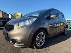 Grau Gebraucht 2016 Kia Venga Platinum Edition Kleinwagen | 12.499 € (Fairer Preis)