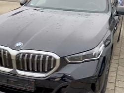 Schwarz Gebraucht 2024 BMW 520 M Sport Kombi | 45.990 €