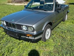 Silber Gebraucht 1989 BMW 320 Cabriolet Cabrio | 17.900 €