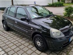 Schwarz Gebraucht 2006 Renault Clio II Campus Limousine | 1.950 € (Fairer Preis)