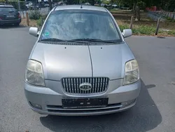 Grau Gebraucht 2007 Kia Picanto Kleinwagen | 1.350 €