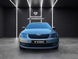 Beige Gebraucht 2016 Skoda Octavia Joy Kombi | 14.390 € (Etwas zu teuer)