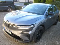 Dolomit grau (metallic) Gebraucht 2023 Renault Mégane Evolution Limousine | 29.800 € (Fairer Preis)