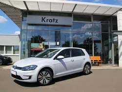 White silver metallic Gebraucht 2018 VW e-Golf Kleinwagen | 24.890 €