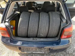 Blau Gebraucht 2000 VW Golf IV Limousine | 2.100 € (Etwas zu teuer)
