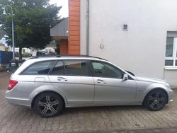 Silber Gebraucht 2012 Mercedes 220 Kombi | 7.800 €