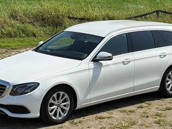 Weiß Gebraucht 2018 Mercedes E220 Exclusive Limousine | 18.300 € (Superpreis)