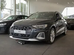 Grau Neu 2025 Audi A3 Sport Limousine | 44.506 € (Etwas zu teuer)