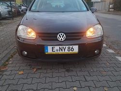 Schwarz Gebraucht 2007 VW Golf V Limousine | 2.600 € (Fairer Preis)