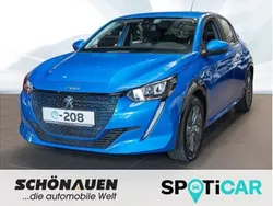 Blau Gebraucht 2021 Peugeot e-208 Active Kleinwagen | 15.950 € (Fairer Preis)
