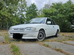 Weiß Gebraucht 1992 Ford Escort Cabriolet Cabrio | 4.500 €