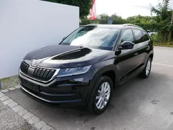 Blackmagic perleffekt (metallic) Gebraucht 2018 Skoda Kodiaq Style SUV | 25.990 € (Fairer Preis)