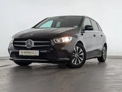 Schwarz Gebraucht 2021 Mercedes B180 Style Van / Kleinbus | 22.960 € (Guter Preis)