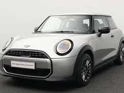 Grau Gebraucht 2024 Mini Cooper Classic Kleinwagen | 25.303 € (Guter Preis)