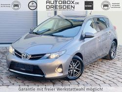 Braun Gebraucht 2015 Toyota Auris Life+ Limousine | 10.980 € (Guter Preis)