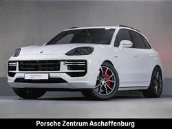 Carraraweißmetallic Gebraucht 2024 Porsche Cayenne Turbo E-Hybrid SUV | 164.880 € (Superpreis)