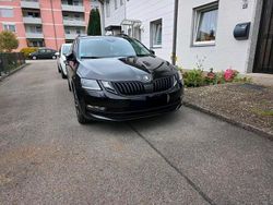 Schwarz Gebraucht 2019 Skoda Octavia Soleil Kombi | 14.800 € (Guter Preis)